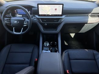 New 2026 Ford Explorer Platinum RWD video 2