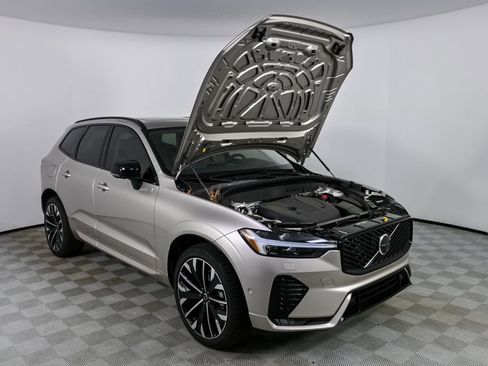 New 2026 Volvo XC60 B5 Ultra w/ Protection Package Premier image 33