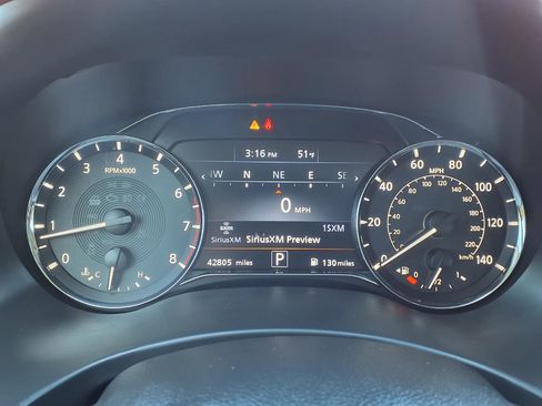 Used 2023 INFINITI QX80 Premium Select w/ All-Season Package image 29