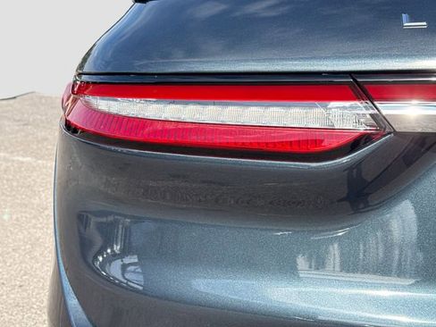 Used 2022 Lincoln Corsair Reserve w/ Equipment Group 201A image 10