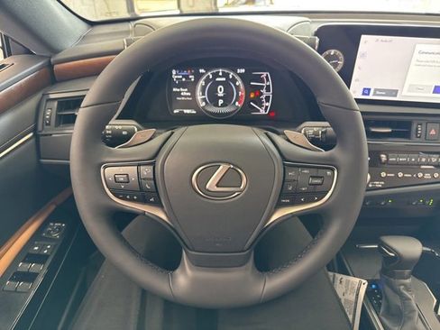 New 2025 Lexus ES 350 w/ Premium Package image 16