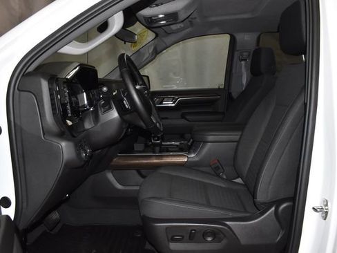 Used 2024 Chevrolet Silverado 1500 RST image 13