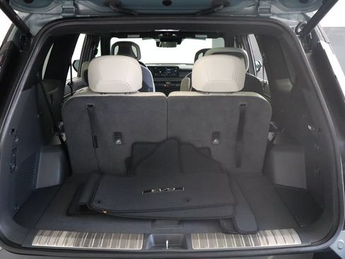Certified 2024 Kia EV9 GT-Line AWD/4WD image 39