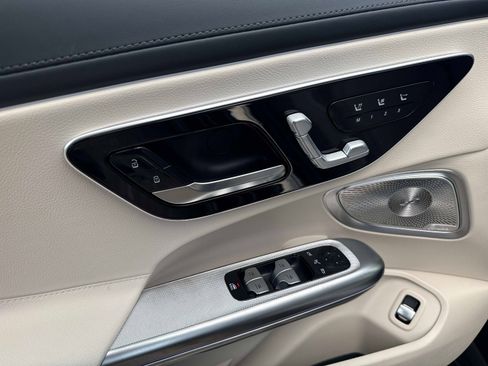 New 2026 Mercedes-Benz CLE 53 AMG 4MATIC Cabriolet image 18