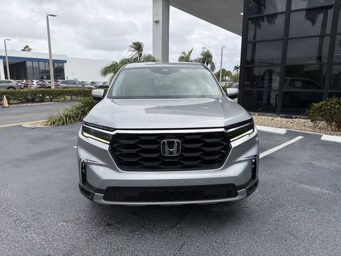 Used 2023 Honda Pilot EX-L image 3