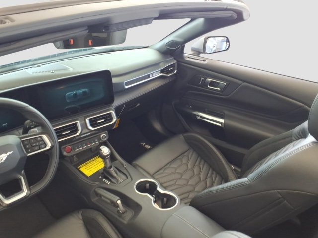 New 2026 Ford Mustang GT Premium w/ GT Performance Package RWD image 10