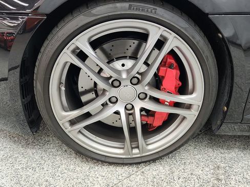 Used 2011 Audi R8 V10 w/ Enhanced Leather Pkg AWD/4WD image 40