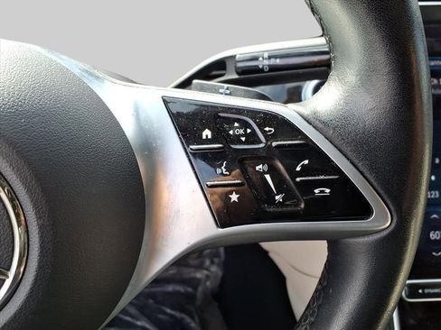 Used 2022 Mercedes-Benz C 300 4MATIC Sedan w/ Exclusive Trim Package image 26