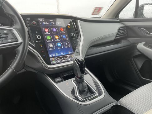 Certified 2025 Subaru Outback Premium w/ Popular Package #1A image 22