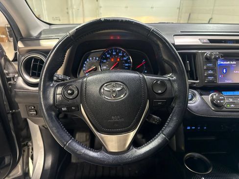 Used 2013 Toyota RAV4 Limited FWD image 10