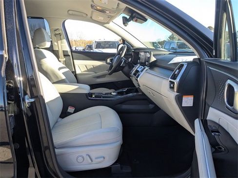 Used 2024 Kia Sorento SX Prestige image 28