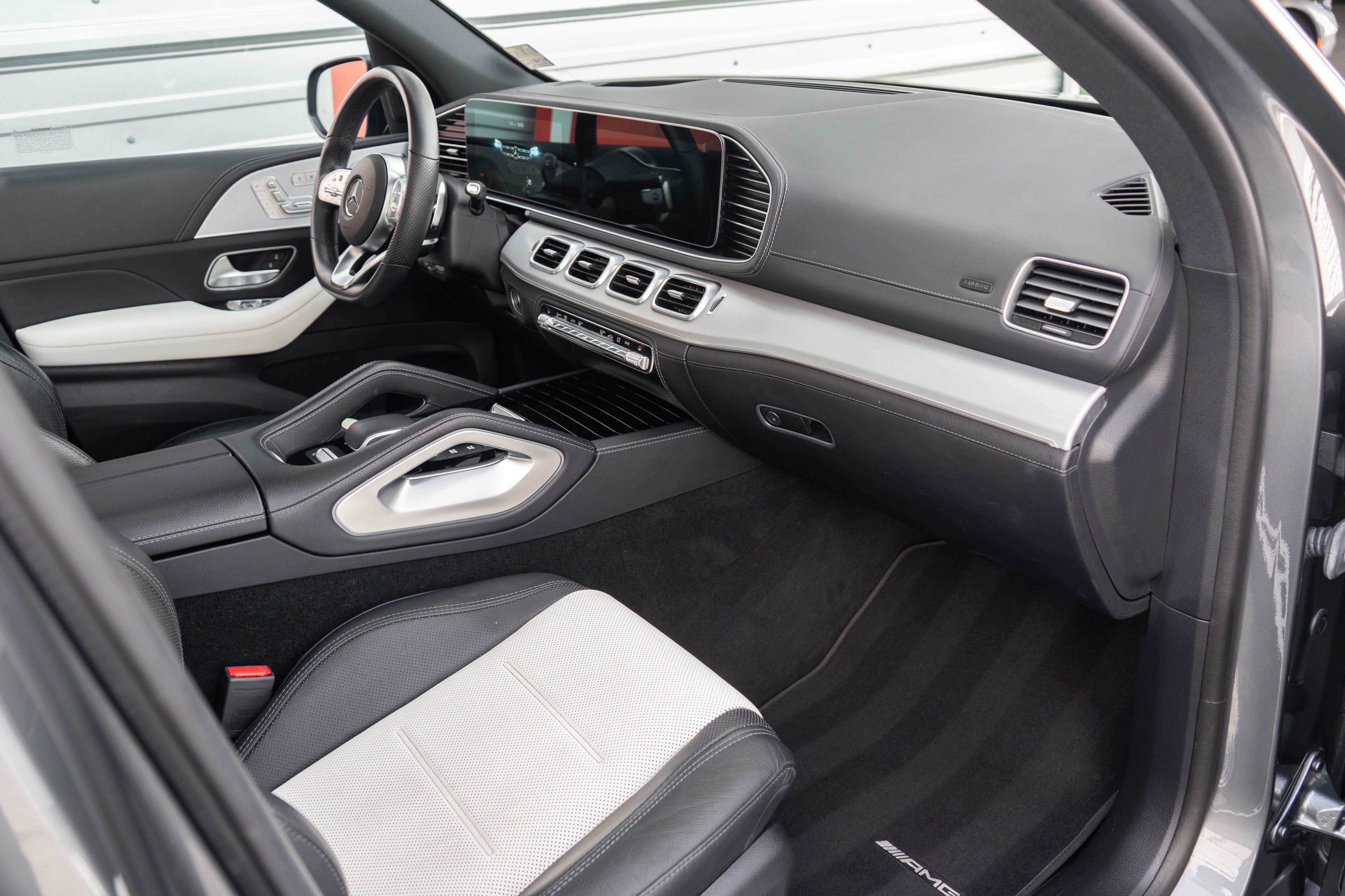 Used 2023 Mercedes-Benz GLE 580 4MATIC image 24