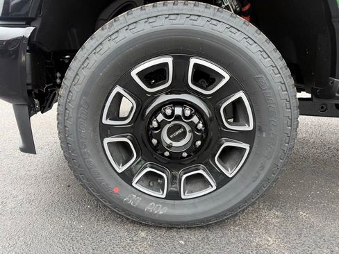 New 2026 Ford F250 Platinum AWD/4WD image 9