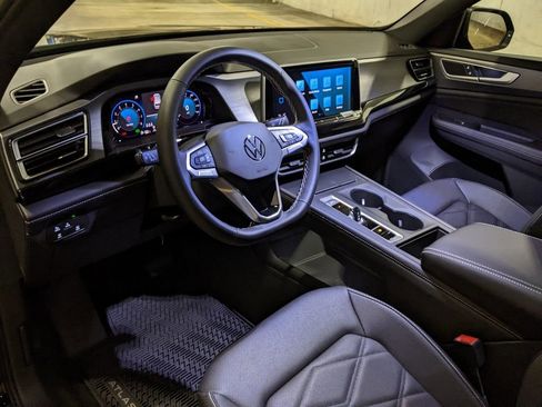 New 2026 Volkswagen Atlas Cross Sport SE AWD/4WD image 8