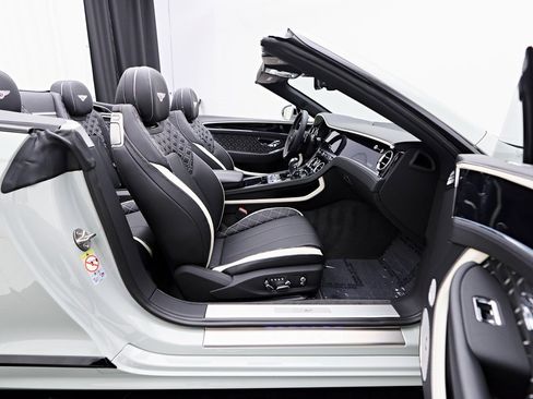 Used 2024 Bentley Continental GT Speed image 37