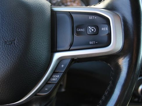 Used 2023 RAM 1500 Big Horn image 12