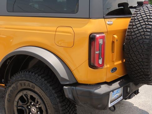 Used 2021 Ford Bronco First Edition AWD/4WD image 15