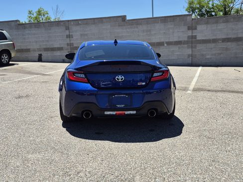 Used 2023 Toyota GR86 Premium w/ ALL Weather Mat Package (TMS) RWD image 4