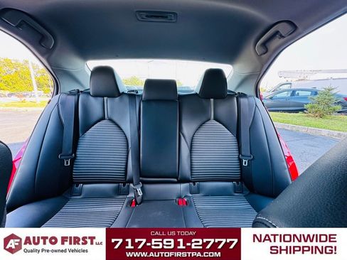 Used 2022 Toyota Camry SE image 18