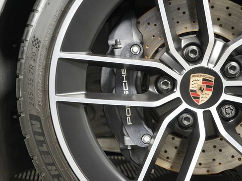 Certified 2025 Porsche 911 Carrera RWD image 20
