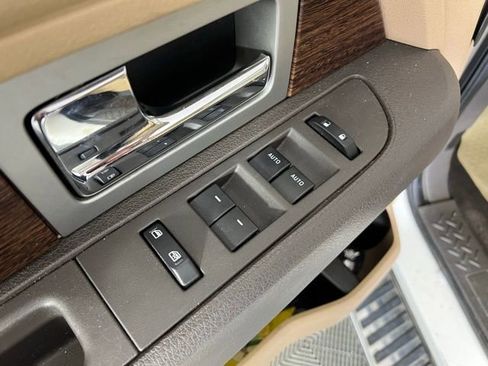 Used 2014 Ford F150 Lariat w/ Equipment Group 502A Luxury image 17