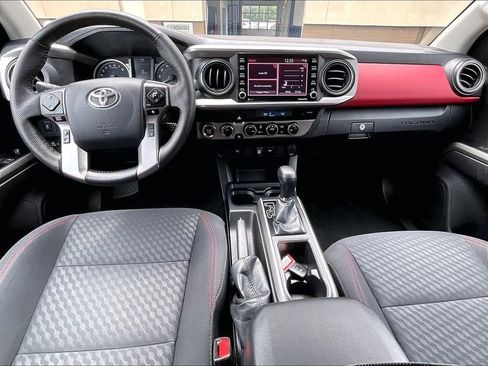 Used 2023 Toyota Tacoma SR5 AWD/4WD image 21
