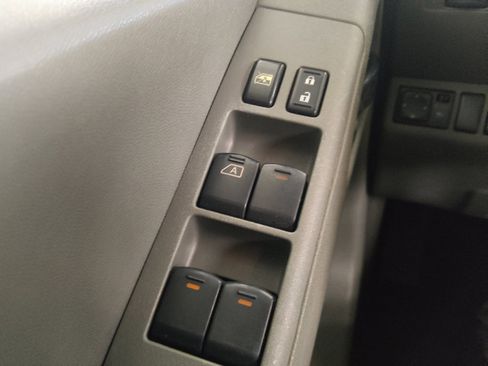 Used 2021 Nissan Frontier SV RWD image 27