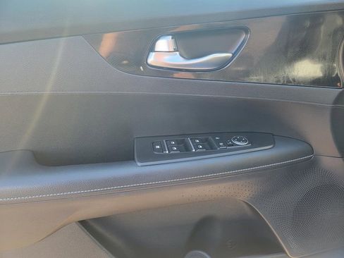 Used 2022 Kia Forte GT-Line FWD image 7