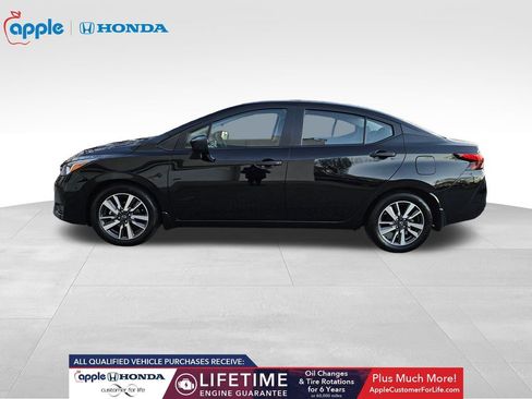 Used 2023 Nissan Versa S w/ S Plus Package image 8