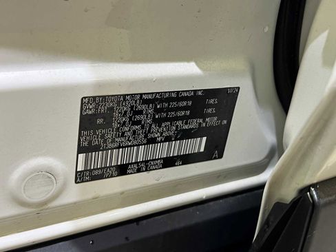Certified 2024 Toyota RAV4 XLE Premium image 28