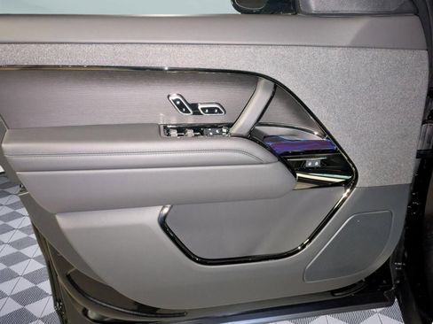 New 2026 Land Rover Range Rover Sport SE AWD/4WD image 11