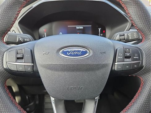 Used 2023 Ford Escape ST-Line image 24
