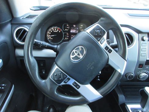 Used 2019 Toyota Tundra SR5 AWD/4WD image 31