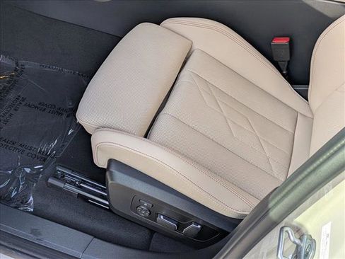 New 2026 BMW X3 xDrive30 w/ Premium Package image 4