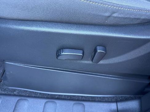 Certified 2024 Nissan Frontier SV w/ Technology Package image 20