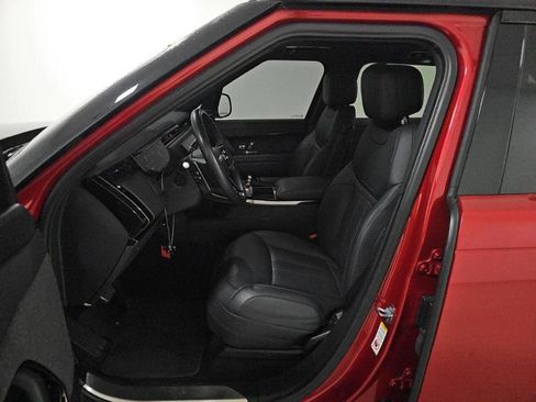 Used 2023 Land Rover Range Rover Sport SE Dynamic image 4