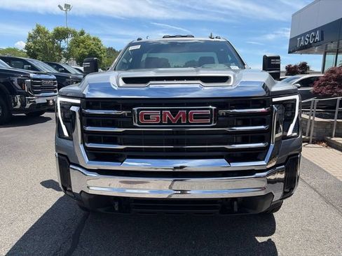 New 2026 GMC Sierra 3500 SLE w/ SLE Convenience Package AWD/4WD image 8