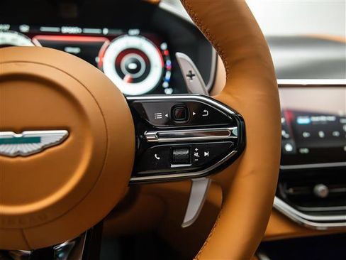 New 2026 Aston Martin DBX 707 image 25