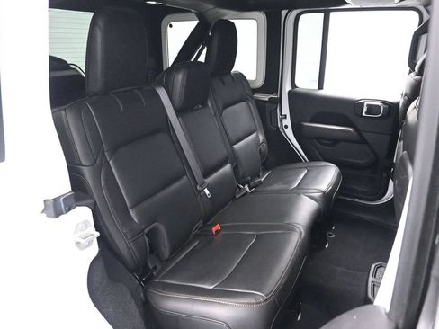 Used 2023 Jeep Wrangler Unlimited Rubicon 392 w/ Xtreme Recon 35" Tire Package AWD/4WD image 19