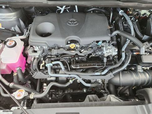 New 2026 Toyota Sienna XLE image 28