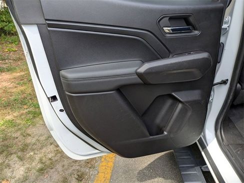 Used 2023 Chevrolet Colorado LT w/ LT Convenience Package II image 24