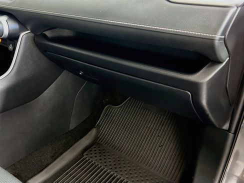 Used 2024 Toyota RAV4 LE FWD image 33
