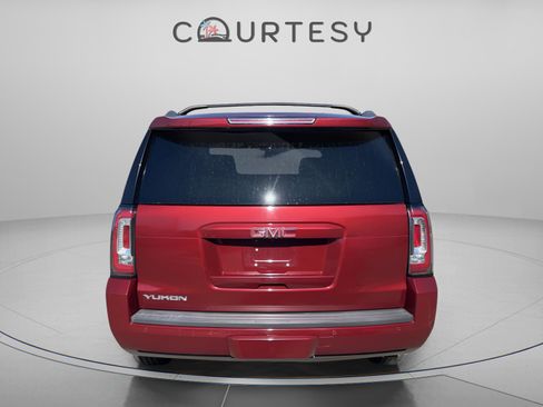 Used 2017 GMC Yukon SLT w/ Premium Edition image 7
