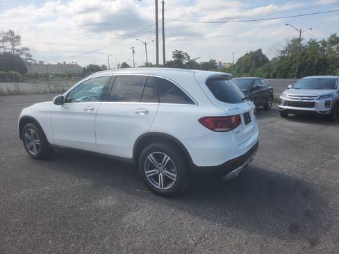 Used 2022 Mercedes-Benz GLC 300 4MATIC image 2