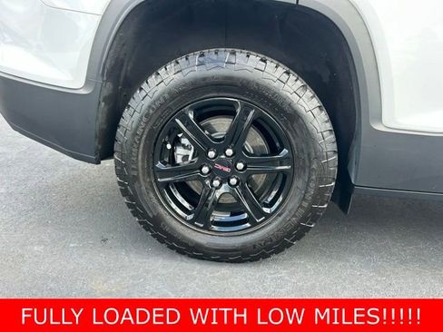 Used 2023 GMC Acadia AT4 w/ Technology Package image 7