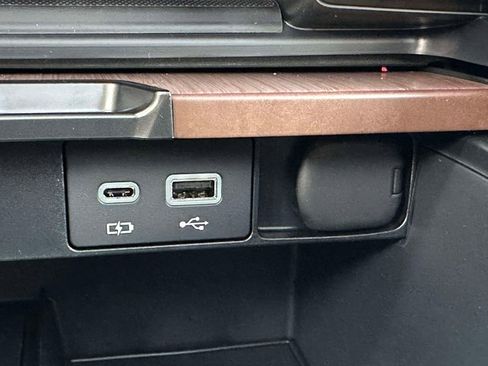 New 2026 Lexus RX 450h AWD image 32