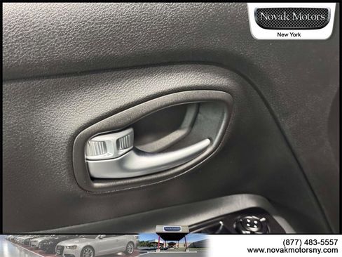 Used 2022 Jeep Renegade Latitude image 15