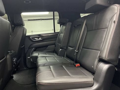 Certified 2024 Chevrolet Suburban RST w/ Luxury Package AWD/4WD image 25