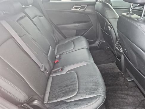 Used 2025 Kia Sportage EX FWD image 25