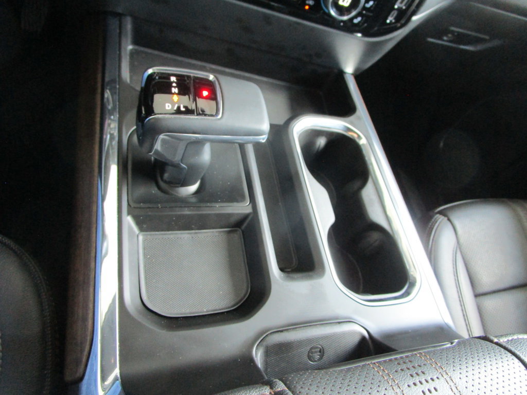 Used 2023 Chevrolet Silverado 1500 High Country w/ High Country Premium Package AWD/4WD image 49